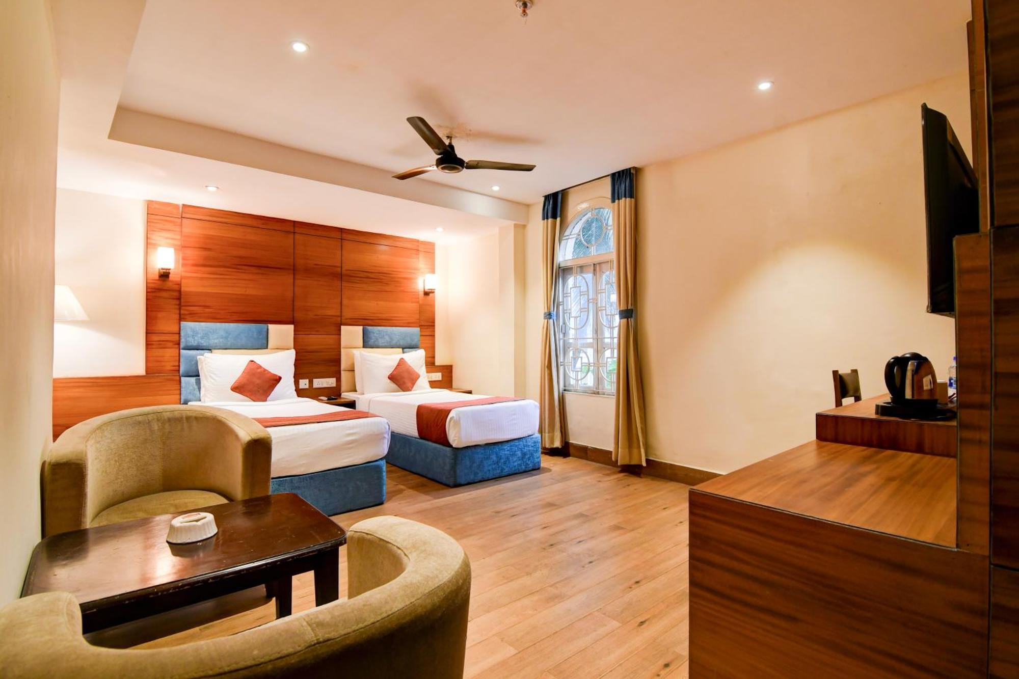 Hotel King'S Crown Kolkata Ngoại thất bức ảnh