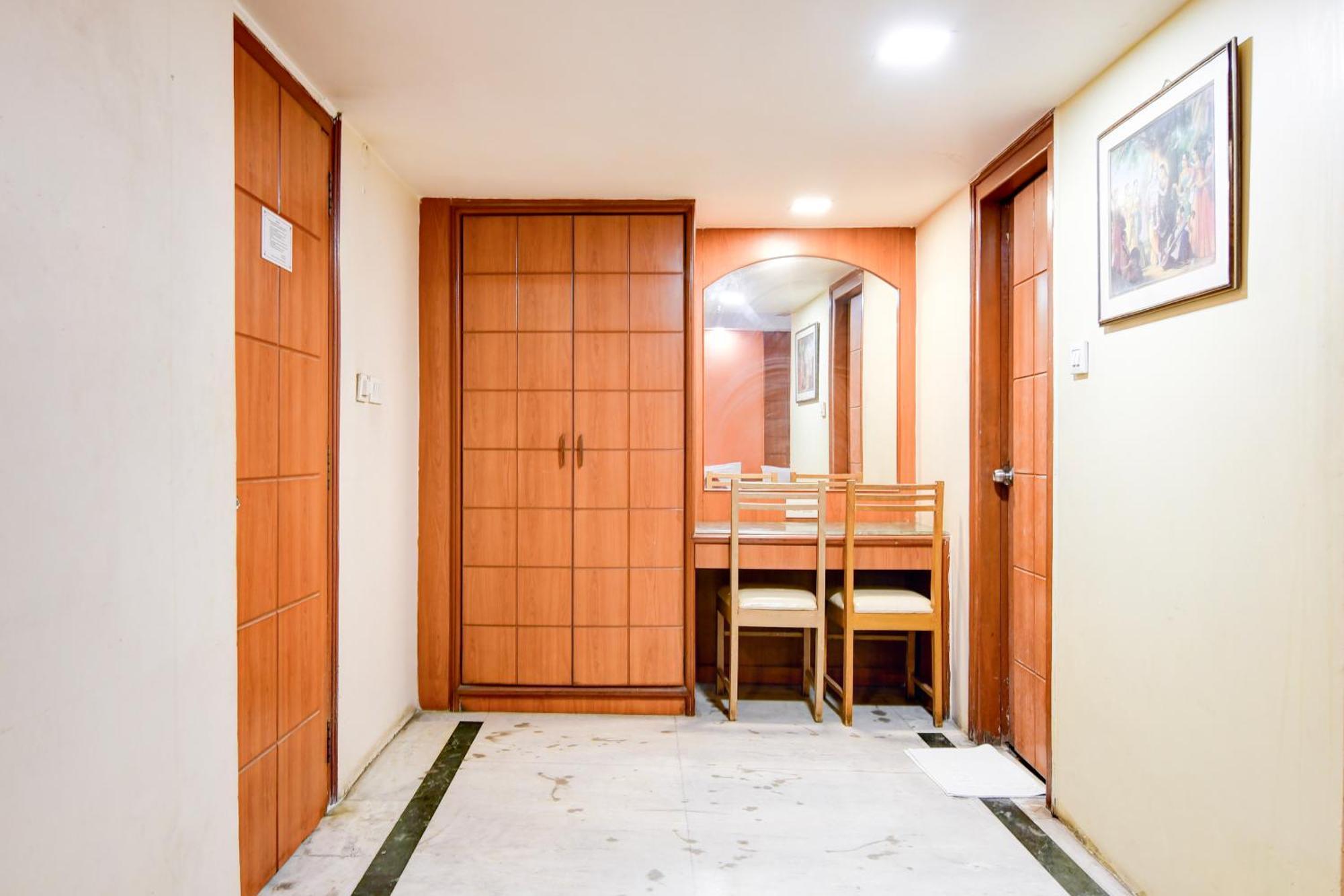 Hotel King'S Crown Kolkata Ngoại thất bức ảnh